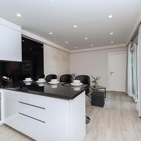 Nanna Appartement Makarska